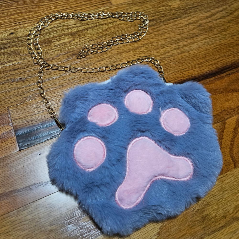 NEW! Boutique Kawaii Soft & Cute Cat Claw Paw Goldtone Chain Shoulder Bag